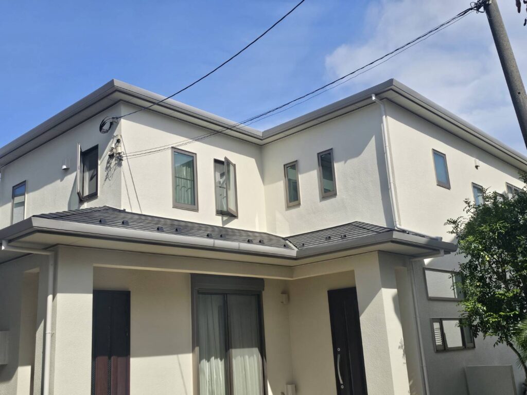 【茅ヶ崎市K様邸】外壁・屋根塗装工事｜SKプレミアムシリコンで塩害対策｜湘南塗創